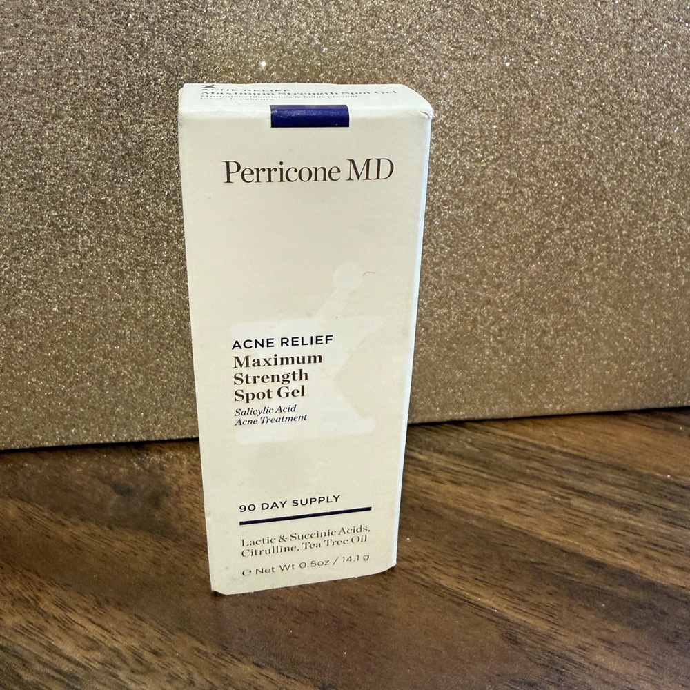 *NEW* .5oz* Perricone MD* Maximum Strength Spot Gel - White and Blue